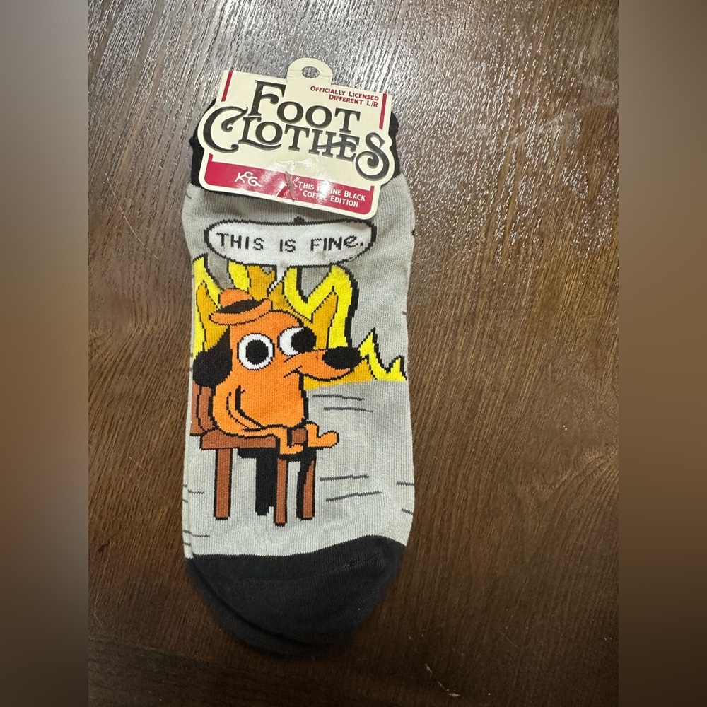 Foot Clothes "This‎ Is Fine" Men's Novelty Socks - Gray/Orange